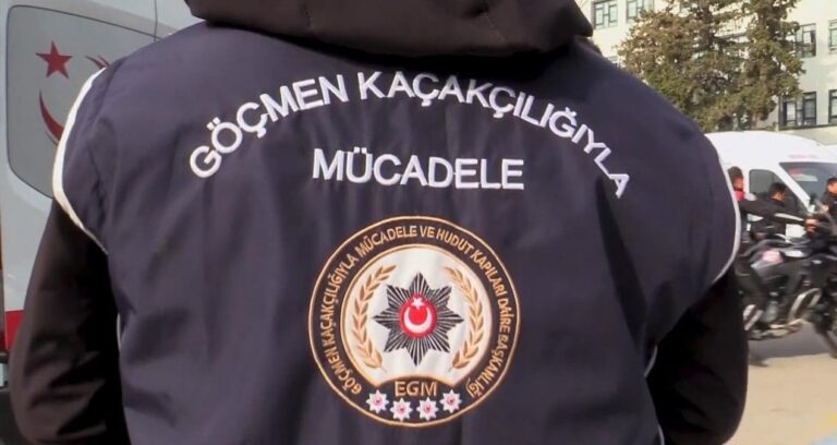 istanbulda-gocmen-kacakcilarina-operasyon-12-gozalti-8-tutuklama-NiKwx53z.jpg